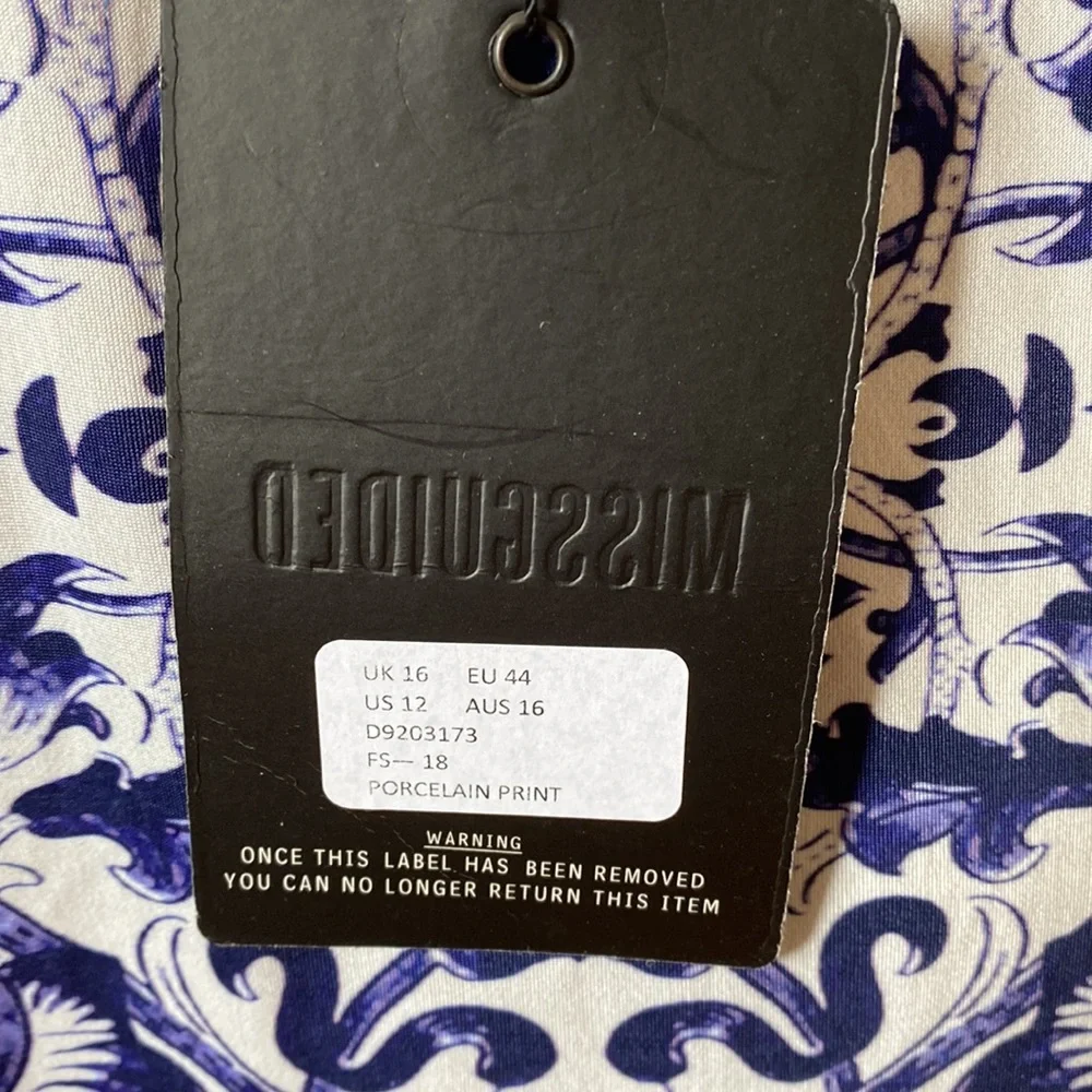 Missguided body con dress - Picture 3 of 4